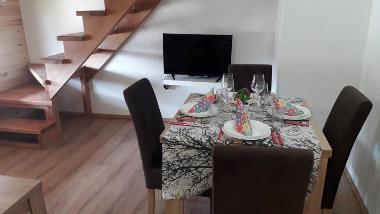 Отели типа «постель и завтрак» Apartmani Prisoje Жабляк