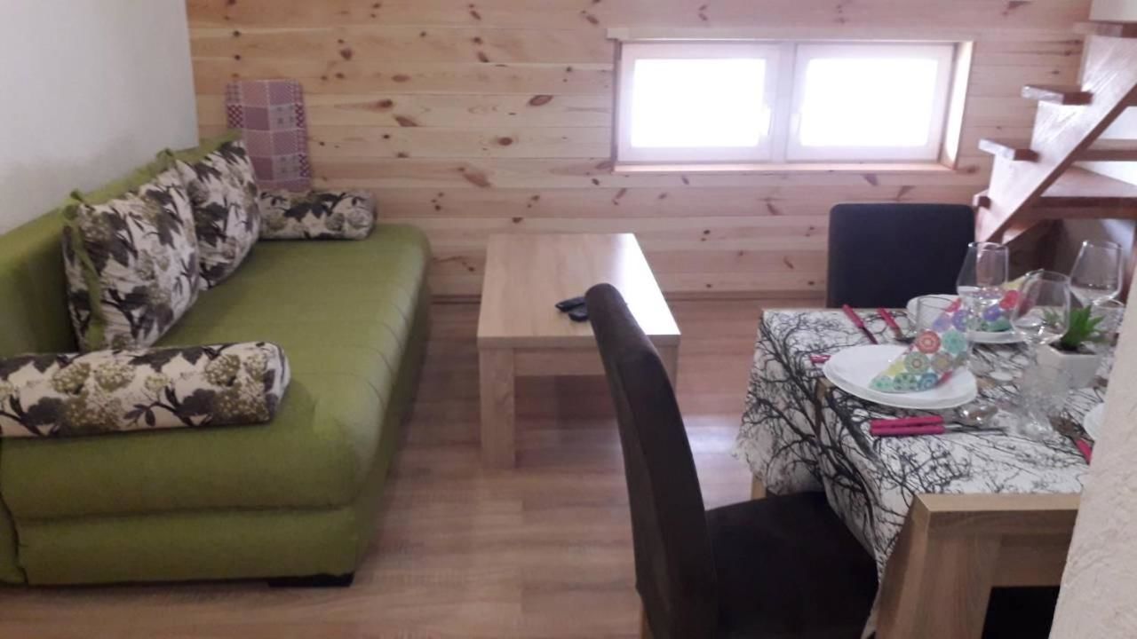 Отели типа «постель и завтрак» Apartmani Prisoje Жабляк