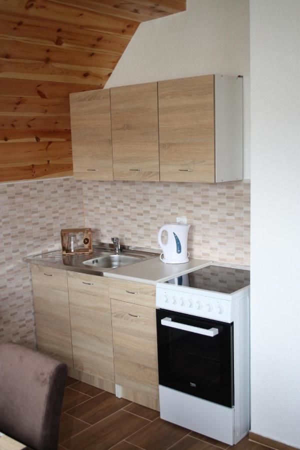 Отели типа «постель и завтрак» Apartmani Prisoje Жабляк